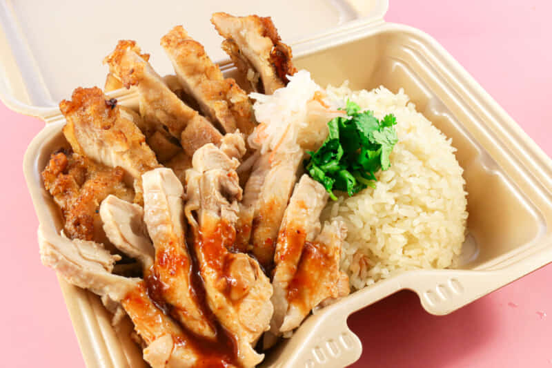 ダブルハーフアンドハーフ｜神田でタイ料理のデリバリーなら毎日カオマンガイ